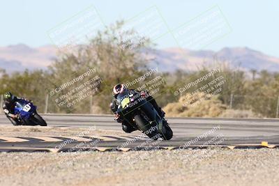 media/Dec-06-2025-CVMA (Sat) [[4a896cc04c]]/Race 8- Formula 40 MW and LW/